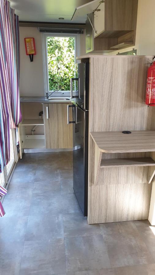 Mobil Home 6-8 Places Parcelle 4 Climatise Biville-sur-Mer Eksteriør bilde